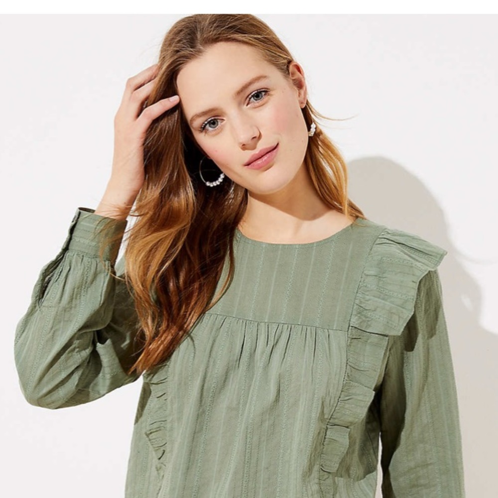 Loft RUFFLE CROPPED BLOUSE NWT